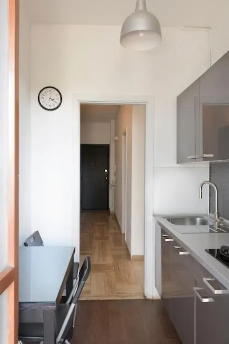 Lejlighed Casa Kika Comoda, Luminosa E Accogliente Milano
